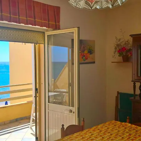 Ombrellone Su Fronte Mare Appartement